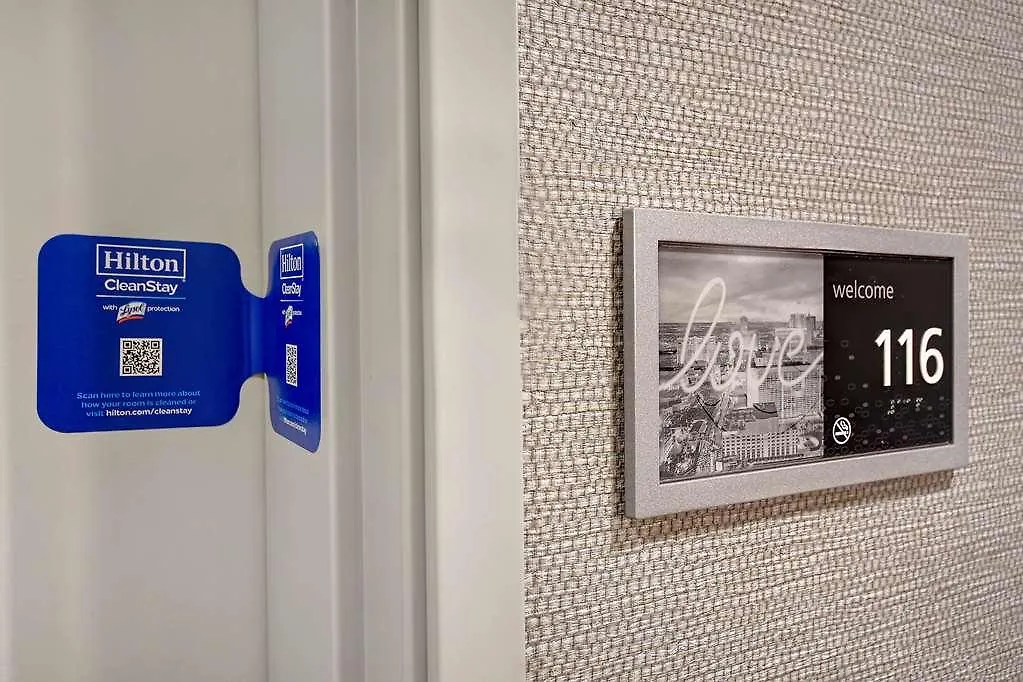 Home2 Suites By Hilton Las Vegas Convention Center - No Resort Fee