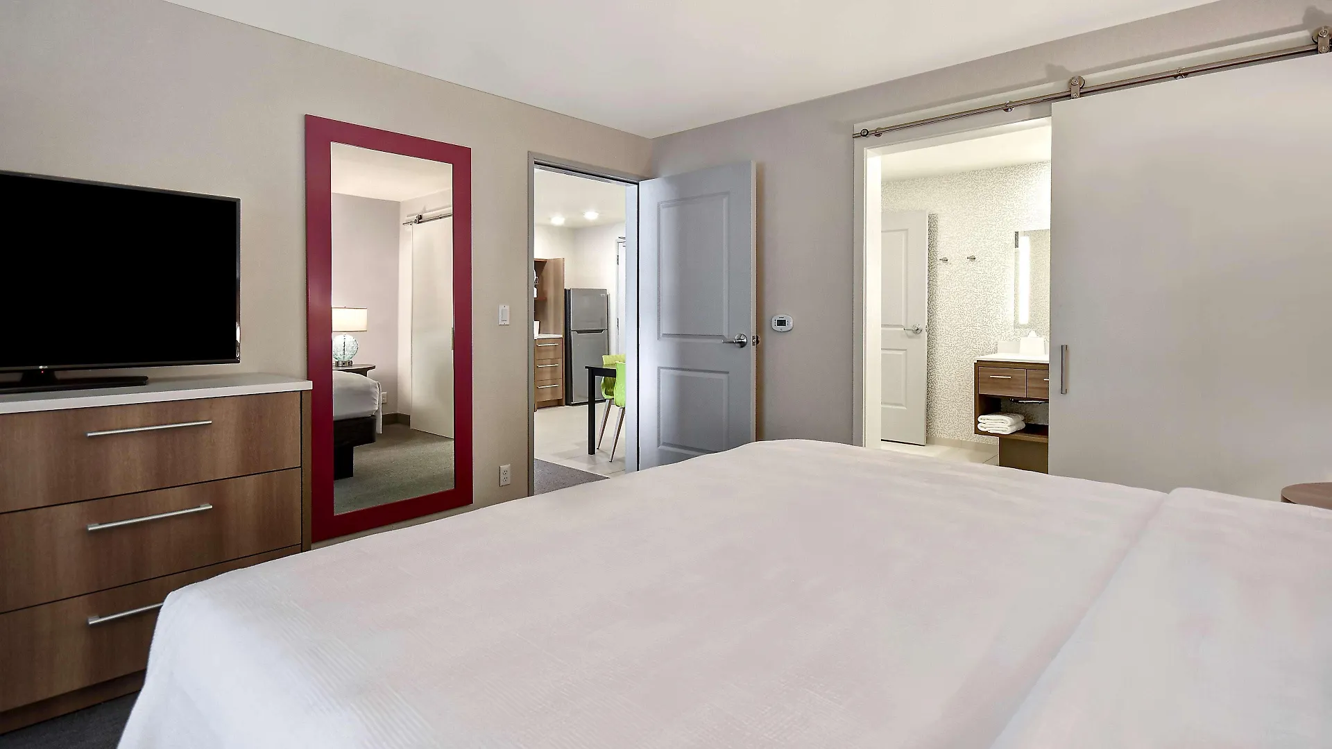 Home2 Suites By Hilton Las Vegas Convention Center - No Resort Fee