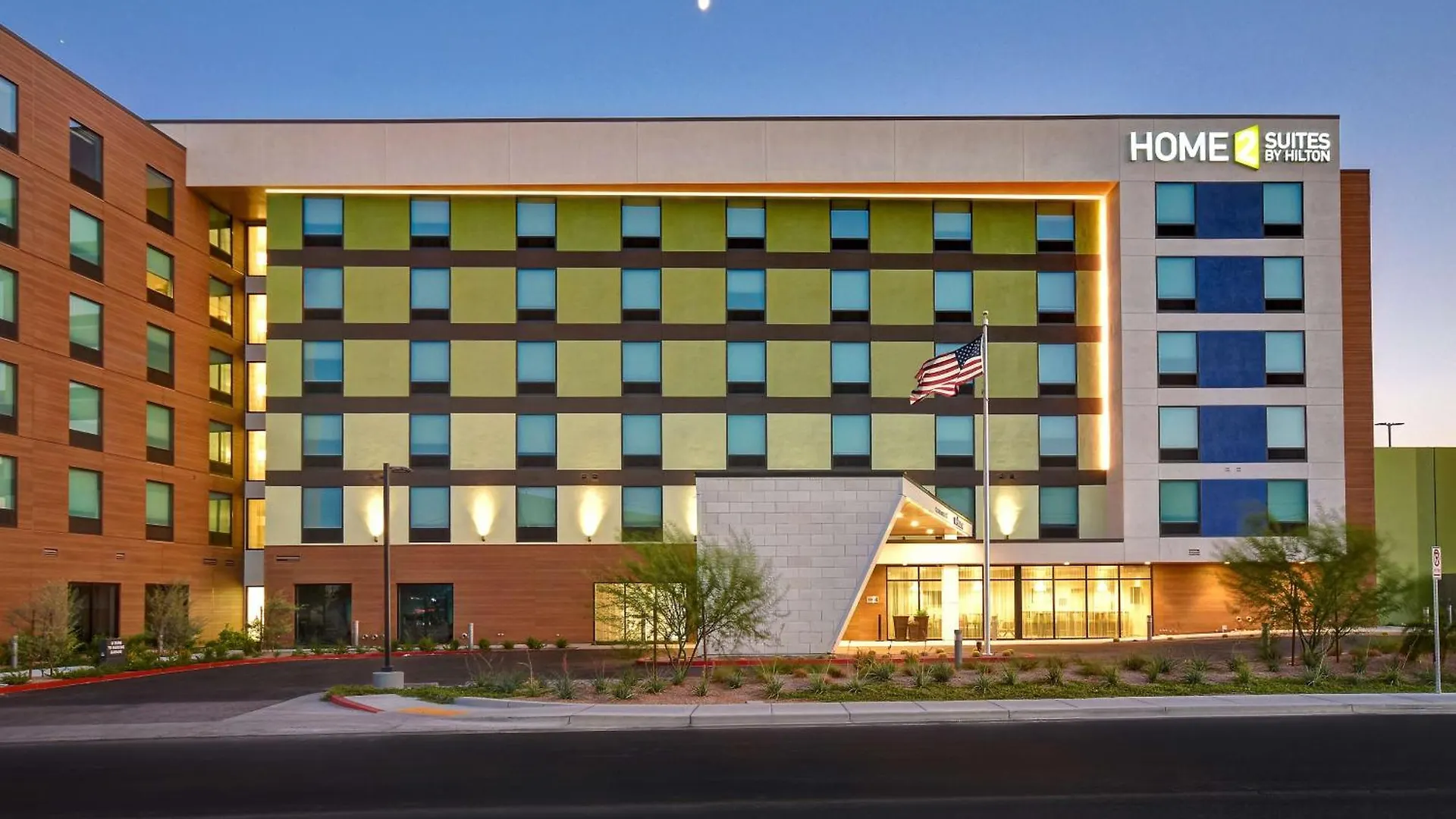 Home2 Suites By Hilton Las Vegas Convention Center - No Resort Fee
