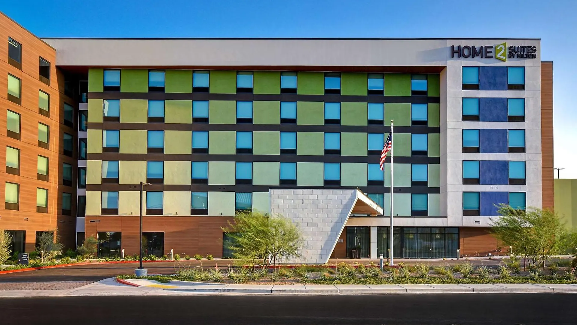 Home2 Suites By Hilton Las Vegas Convention Center - No Resort Fee