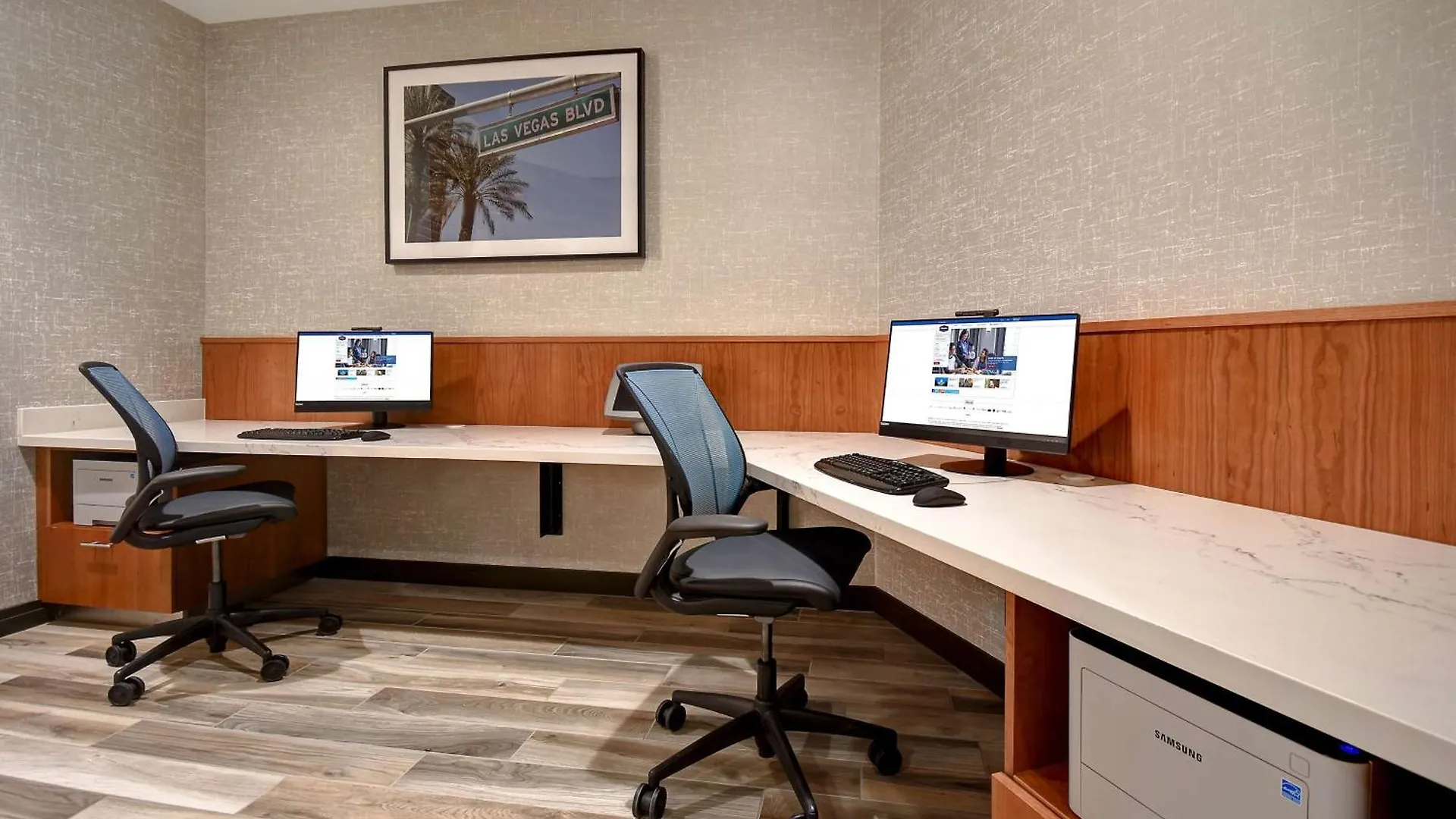 Home2 Suites By Hilton Las Vegas Convention Center - No Resort Fee